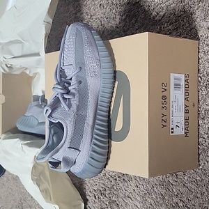 Yeezy 350 v2 - Steel gray - Size 7 1/2